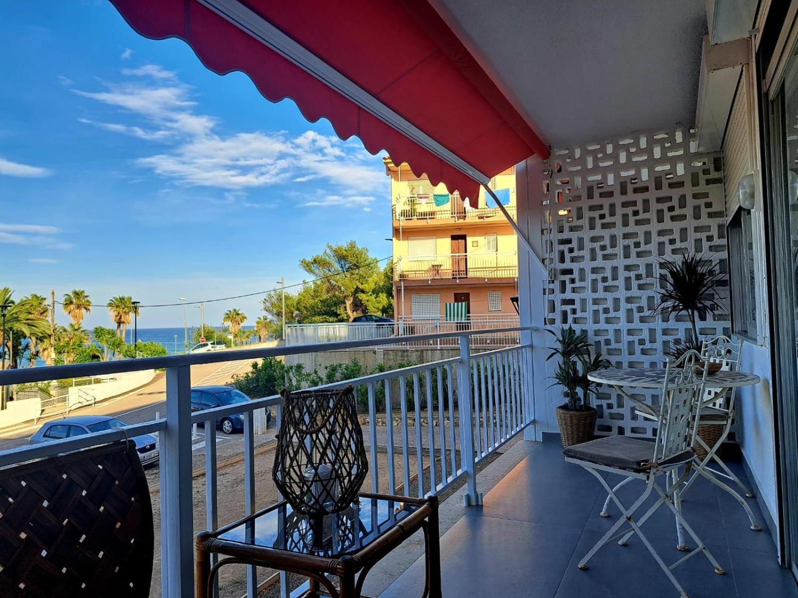 טראגונה Apartment In Front Of Arrabassada Beach מראה חיצוני תמונה